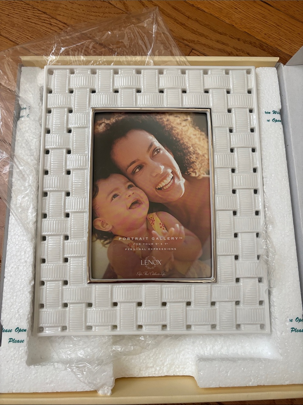 Lenox Portrait Gallery Platinum Series Woven 5 x 7 Frame